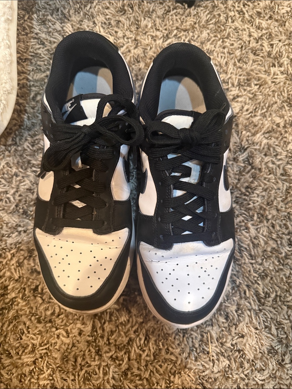 Nike panda dunks